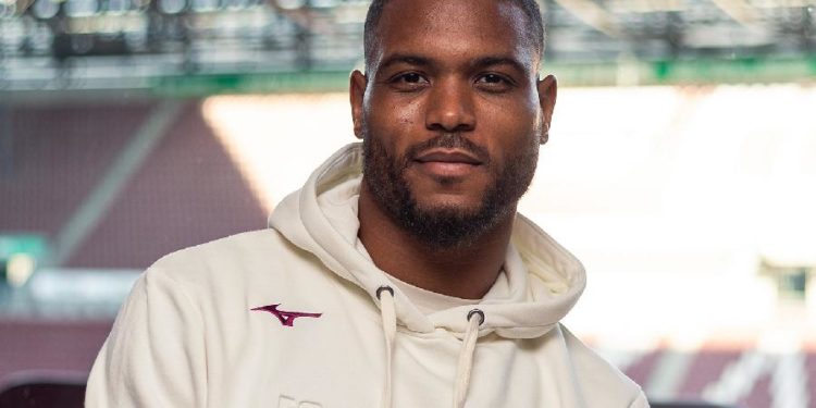 Steve Mounié