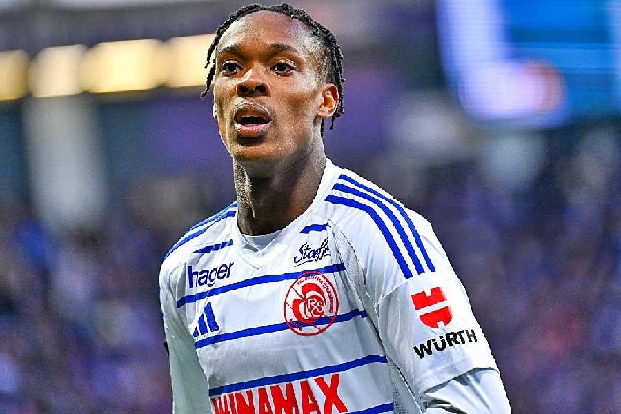 Emanuel Emegha 